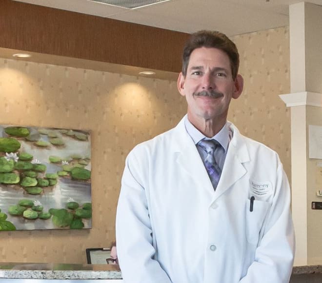 Meet Dr. Alex Darrach-Cottick